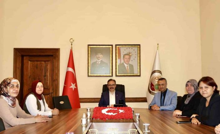 Kadın kooperatifi temsilcileriyle bir araya geldi