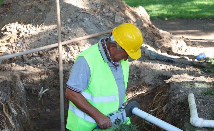 Konya Büyükşehir yeşil alanlarda akıllı su sayaçları kullanıyor