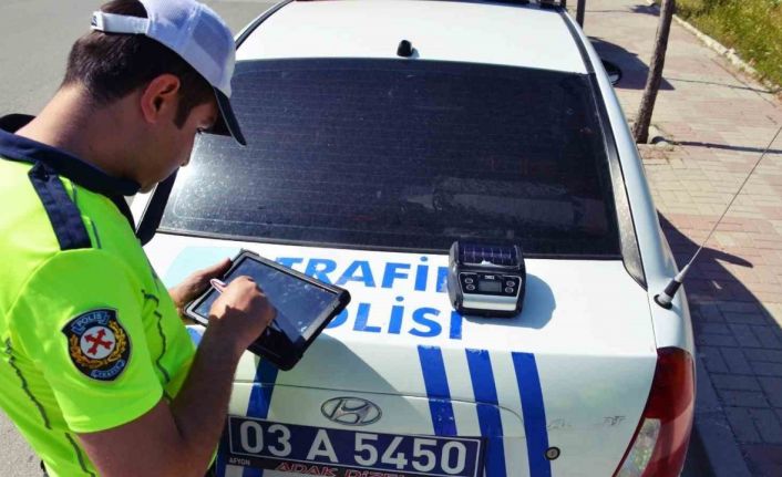 Kurallara uymayan 166 sürücüye 150 bin 930 TL para cezası kesildi