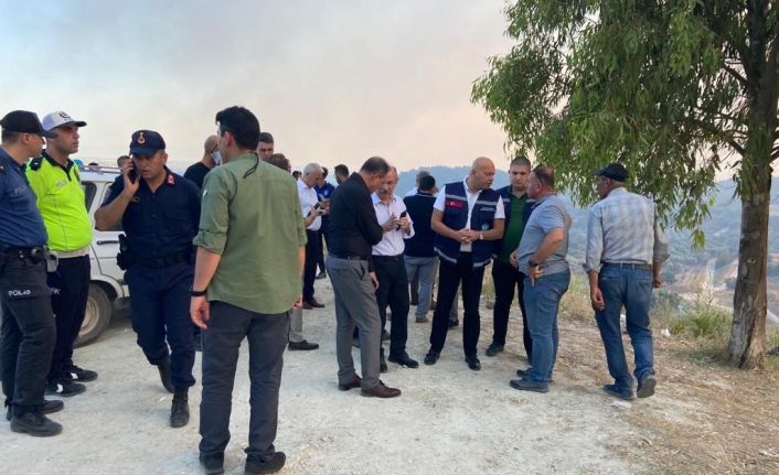 Manisa’daki yangına müdahale devam ediyor