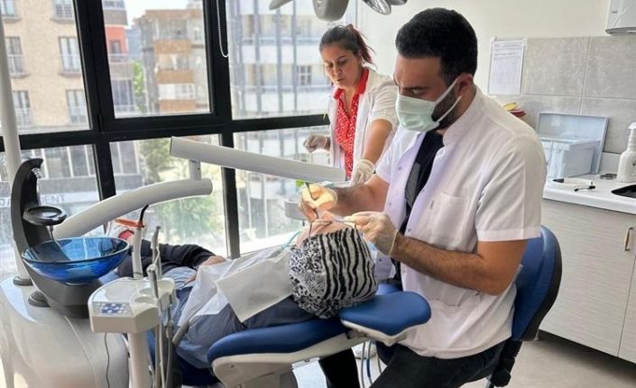 Mardin Ağız ve Diş Sağlığı Merkezi günde bin 100 hastaya veriyor