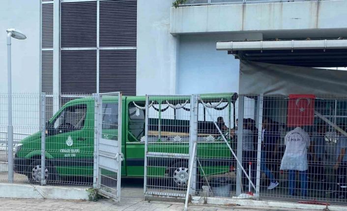 Marmaray’da 15 yaşındaki genç kız intihar etti, seferler aksadı