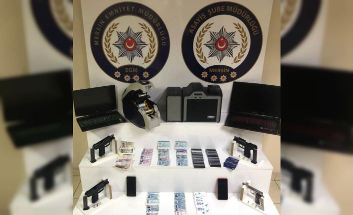 Mersin’de sahte kimlik operasyonunda ikinci dalga: Birçok kart ve cihaz ele geçirildi