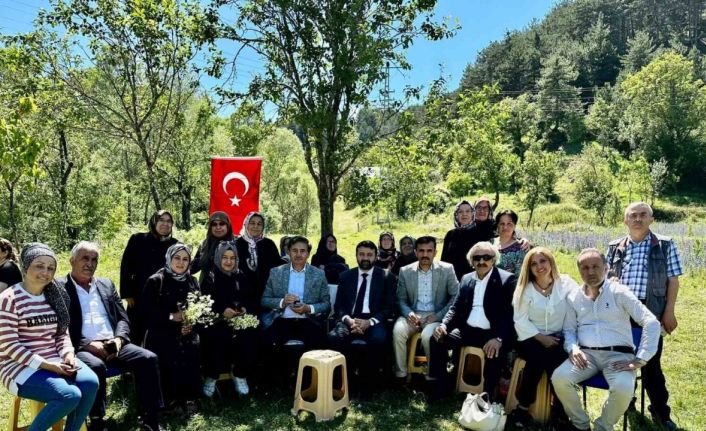 Milletvekili Şahin,ayak basmadık yer bırakmadı