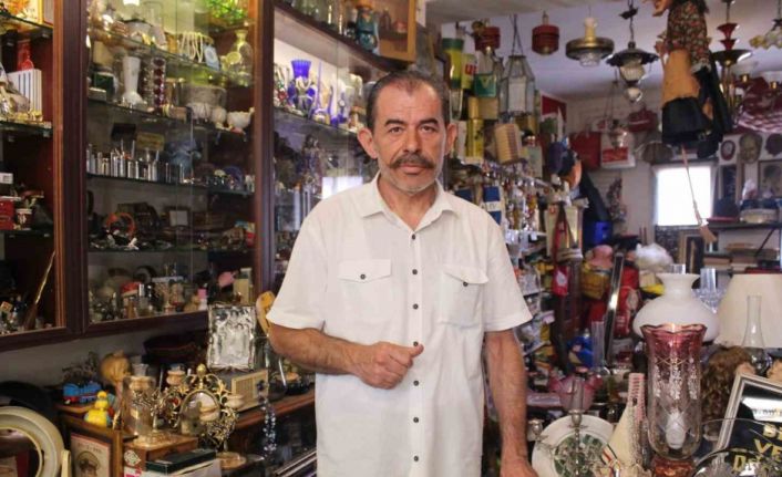 Naftalin kokulu meslek: Antikacılık