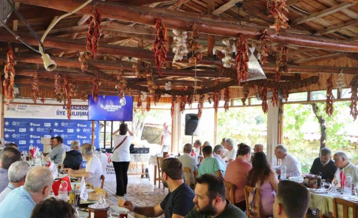 Nazilli Ticaret Odası yönetimi Karacasulu üyeleri ile bir araya geldi