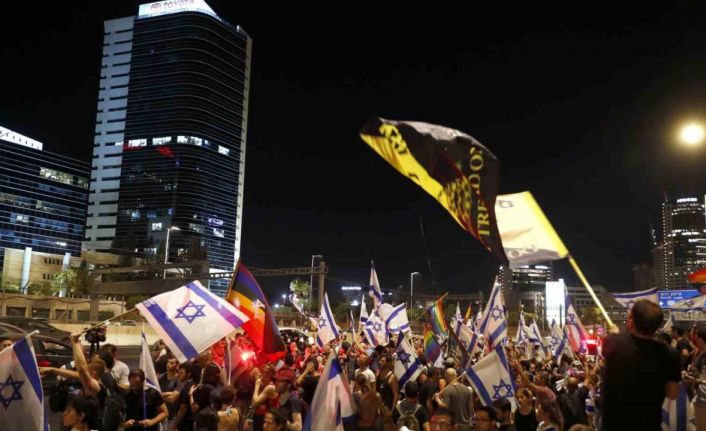 Netanyahu: "Gerçek bir demokraside ne olacağını belirleyen silahı tutan el değil, oy pusulasını sandığa koyan eldir”