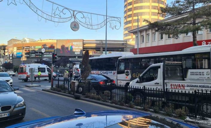 Nevşehir’de freni patlayan halk otobüsü önündeki halk otobüsüne çarptı: 9 yaralı