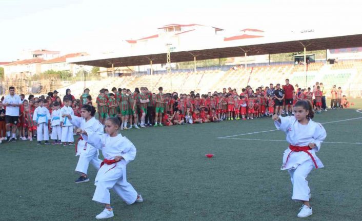 Osmaneli’nde yaz spor okullarının açılışı yapıldı