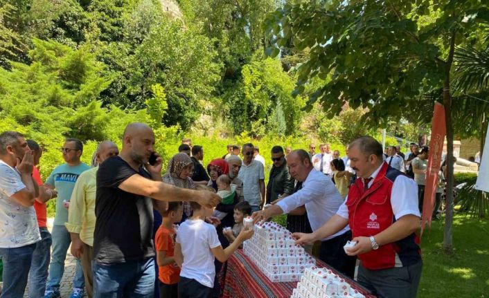 Osmanlı Devleti’nin ilk camisi olan Orhan Gazi Camii’nde 15 Temmuz şehitleri anma programı