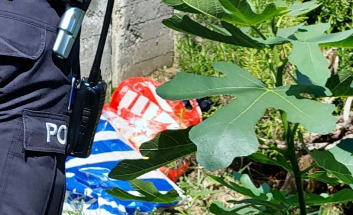Parkta poşet içinde tüfek bulundu