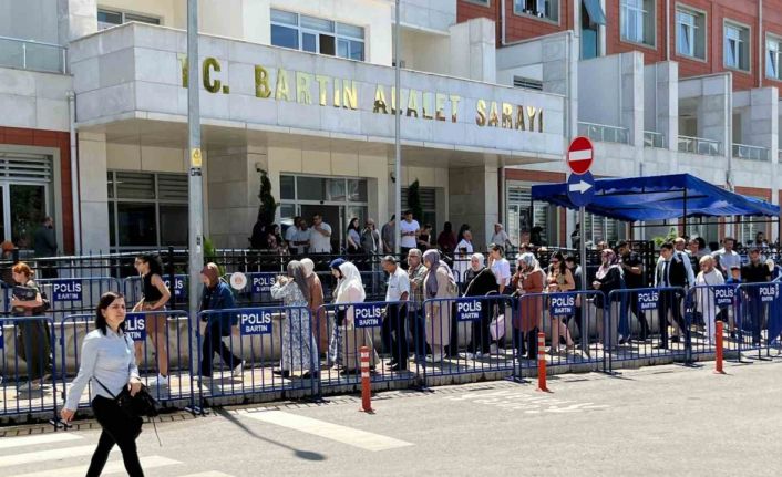 Patlamadan yaralı kurtulan madenci İzzet Ak: “Taş tozu olsaydı bu kadar şehit olmazdı”