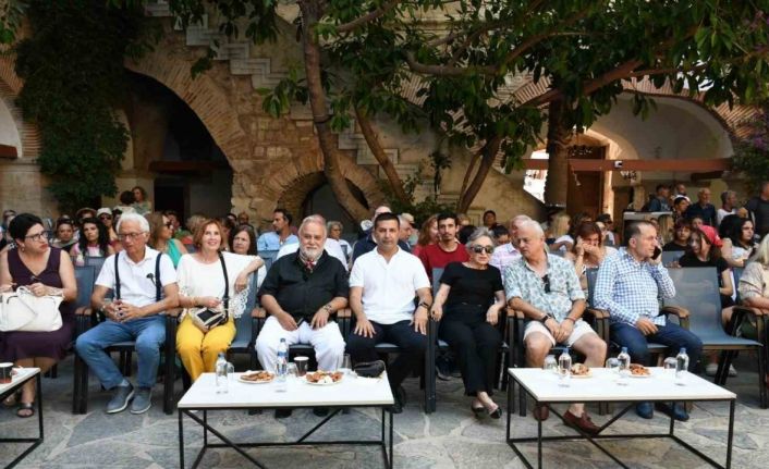 Porselen Bebek Müzesi ile Kuşadası’na bir kültür rotası daha eklendi