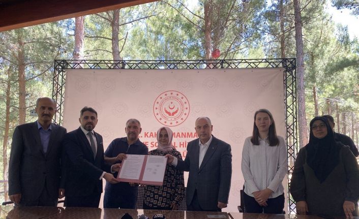Rehber Koruyucu Ailelik uygulaması çerçevesinde 4 aile ile sözleşme imzalandı