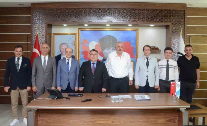 Rektör Özölçer’den Kozlu Belediye Başkanı Bektaş’a ziyaret