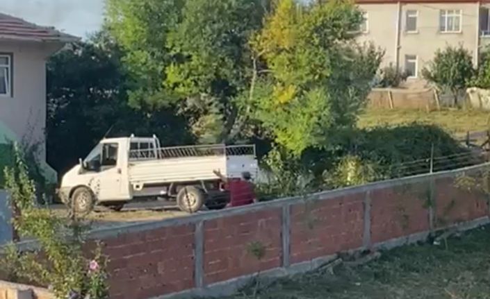 Samsun’da 1 kişinin öldüğü 2 kişinin yaralandığı silahlı kavga kamerada
