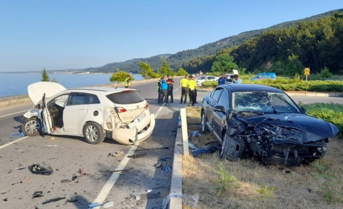 Samsun’da iki otomobil çarpıştı: 5 yaralı