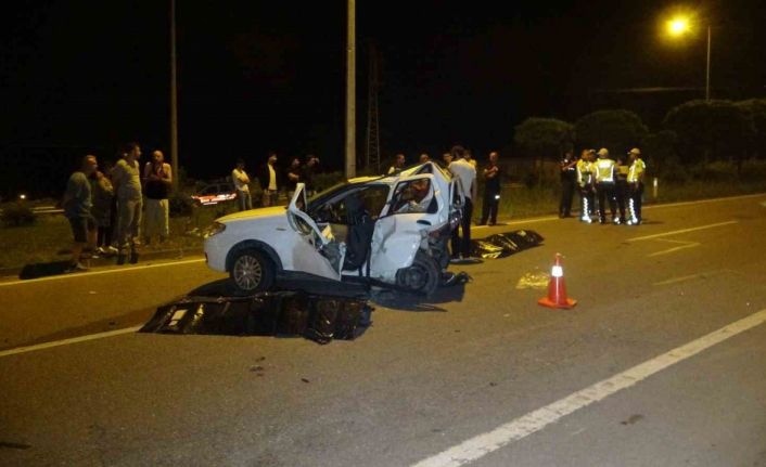 Samsun’da seyir halindeki otomobil önündeki araca çarptı: 3 ölü, 2 yaralı