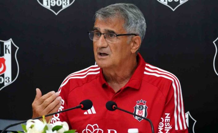 Şenol Güneş: “Önümüzde 3 kulvar var, hedefimiz Süper Lig’de şampiyonluk”