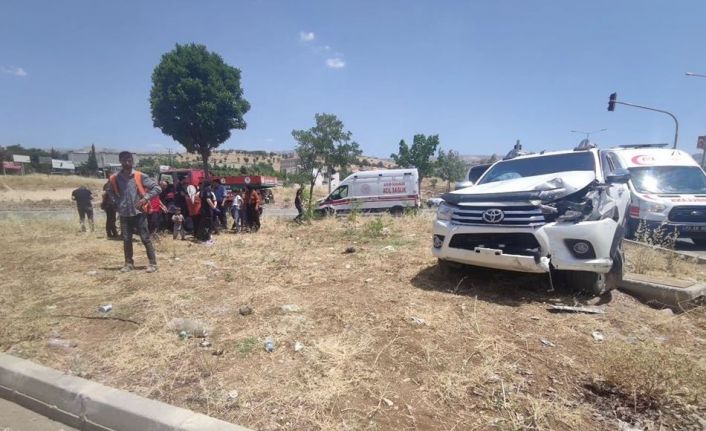 Şırnak’ta 2 aracın çarpıştığı kazada 5 kişi yaralandı