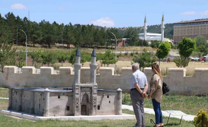 Sivas’ın tarihini gözler önüne seren bu proje, Türkiye’de tek olma özelliğine sahip