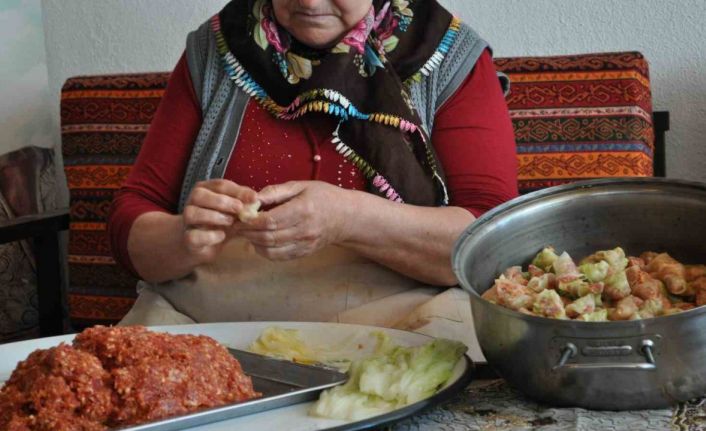 Sivrihisar’ın üçgen şeklindeki özel kelem dolması