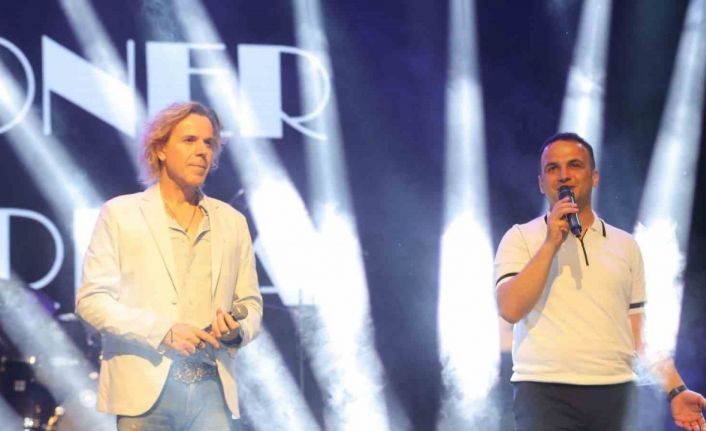 Soner Arıca, memleketi Fatsa’da sahne aldı