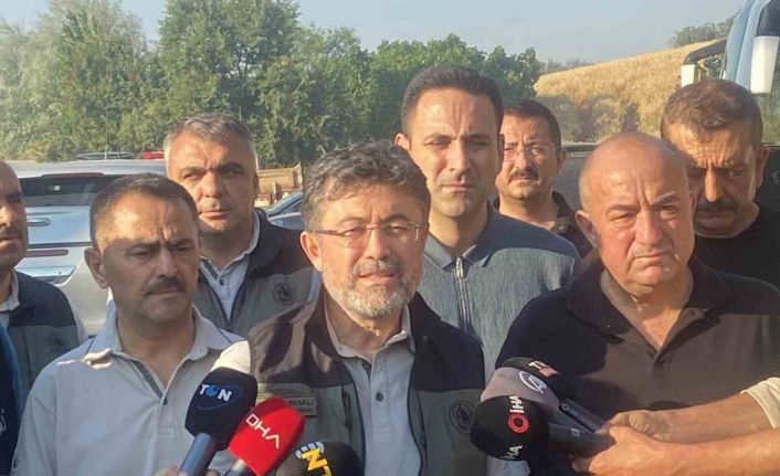 Tarım ve Orman Bakanı Yumaklı: "Çanakkale’deki orman yangınında 8 köy etkilendi"
