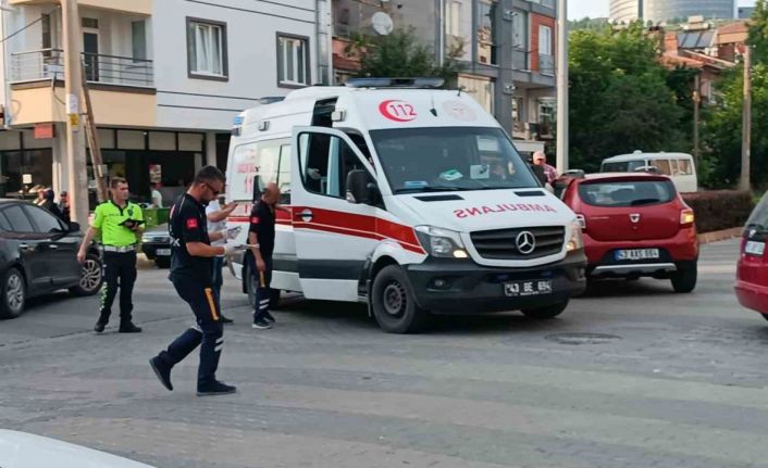 Tavşanlı’da trafik kazası 1’i çocuk 5 yaralı