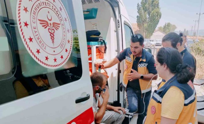 Tekstil atölyesinde çıkan yangında bir itfaiye eri dumandan etkilendi