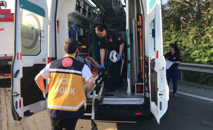 TEM’de hız gösterge ibresi 140’ta takılı kalan otomobilden 7 yaralı çıkarıldı