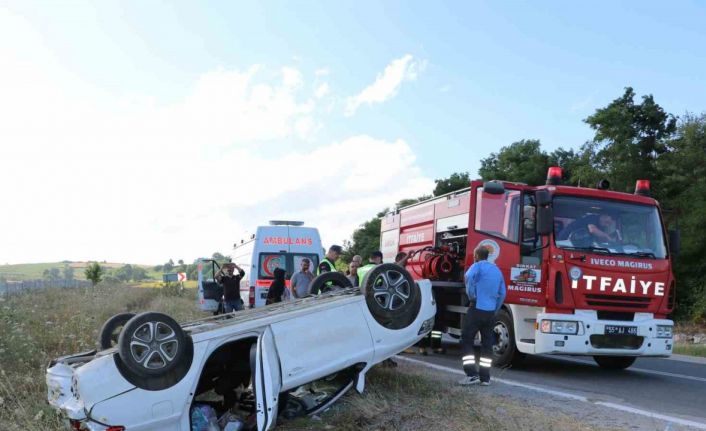 Tır ile otomobil çarpıştı: 3’ü çocuk 5 yaralı