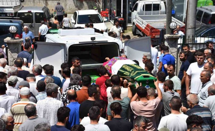 Traktör kazasında hayatını kaybeden kadın defnedildi