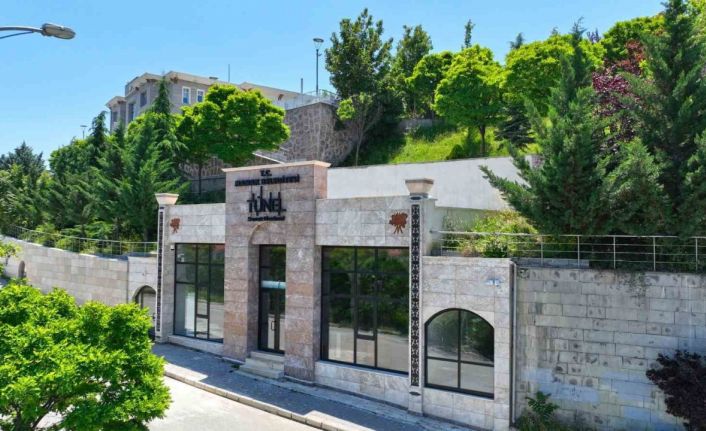 Tünel Sanat Merkezi açılışa gün sayıyor