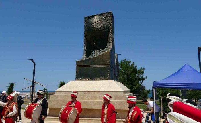 “Türk-Macar Dostluk Anıtı” Macaristan’ın Ankara Büyükelçisi Viktor Matis’in de katılımıyla Trabzon’da açıldı