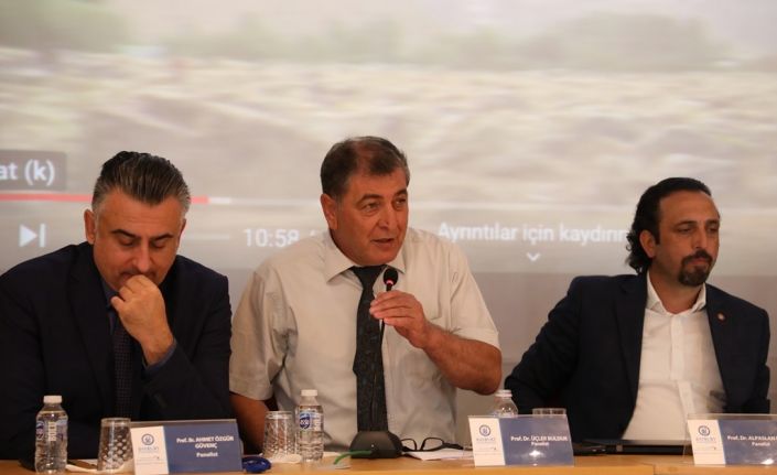 Türk Yüzyılı ve Dede Korkut konulu sempozyum ilgiyle takip edildi