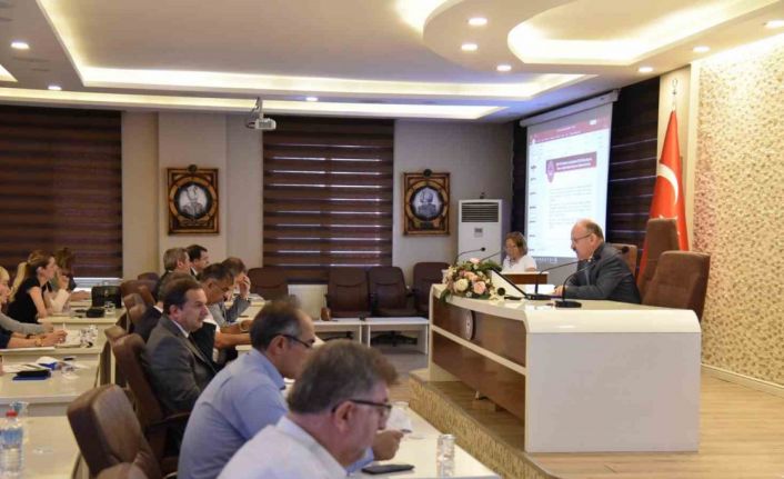 Vali Karadeniz başkanlığında Kadına Yönelik Şiddetle Mücadele Toplantısı yapıldı