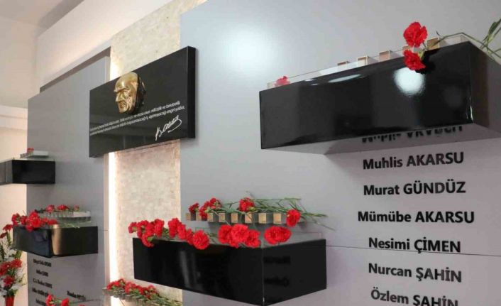 Vali Şimşek: "Sevgi ve hoşgörü tohumlarını tekrar yeşertmeliyiz ki aramıza nifak sokmak isteyen şer güçler fırsat bulamasın"