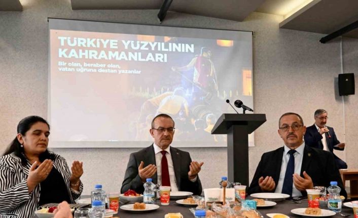 Vali Yavuz: "15 Temmuz küresel güçlerin Türkiye’de meydana getirdiği bir hadisedir"