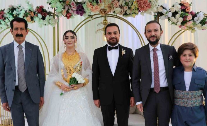 Van’da dillere destan düğün töreni