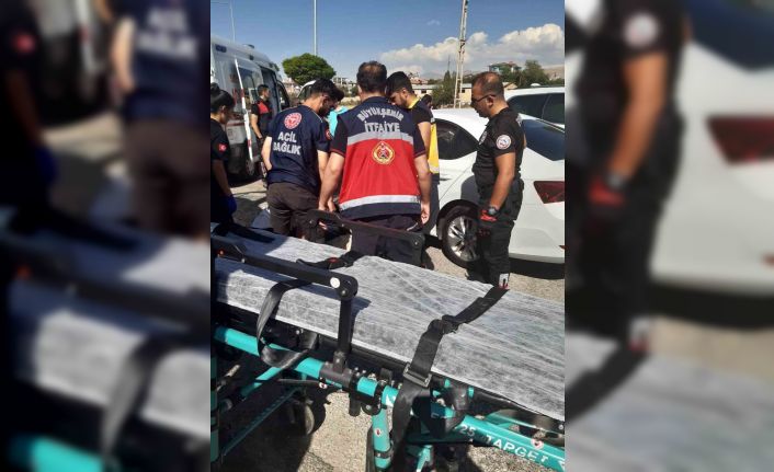 Van’da otomobil ile cip çarpıştı: 2 yaralı