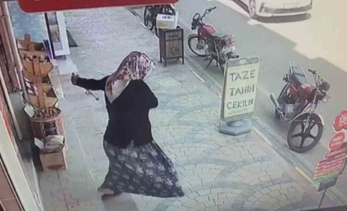 Yere düşünce alnı açıldı, ilk aklına gelen ise iş yeri sahibinin zararını karşılamak oldu