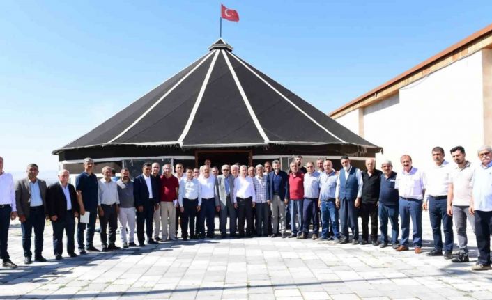 Yeşilyurt’ta Muhtarlarla istişare toplantısı