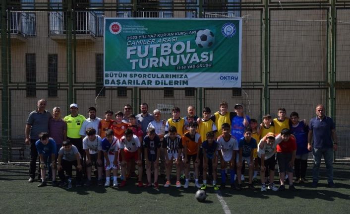 Yıldırım’da öğrenciler arası futbol turnuvası