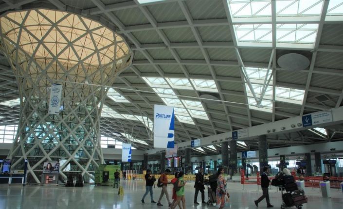 Yılın ilk yarısında İzmir’e yarım milyon turist