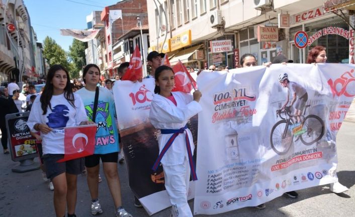 100. Yıl Cumhuriyet Bisiklet Turu Zile’den geçti