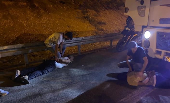 31 kilo 700 gram esrar ele geçirildi, 3 kişi tutuklandı