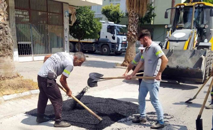 Akdeniz’de yeni yollar açılıyor, kaldırımlar yenileniyor