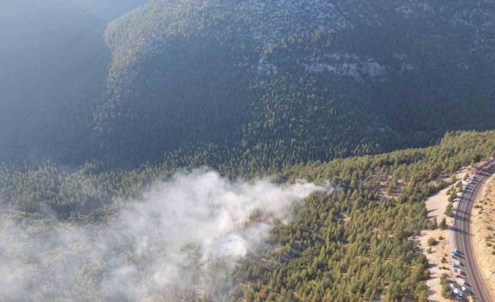 Akseki’de orman yangını söndürüldü