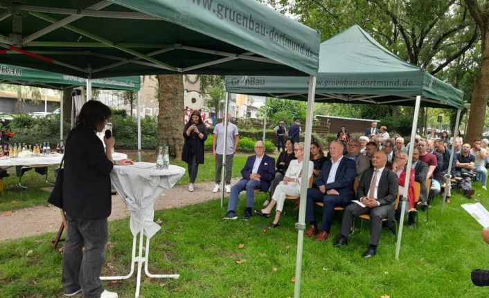 Almanya’da bir sokağa Türkiye’nin ilk kadın doktoru Safiye Ali’nin adı verildi